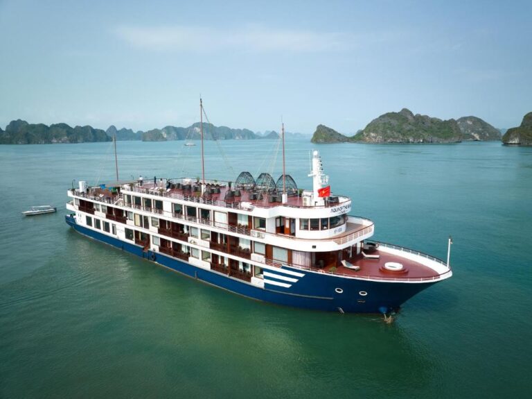 Aqua Of The Seas Cruise – Bahías de Ha Long y Lan Ha